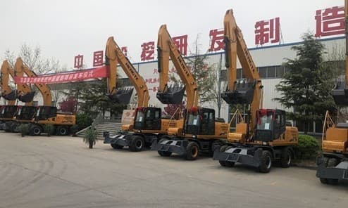 Колесный экскаватор HENGTE HT215W ( в габарите)